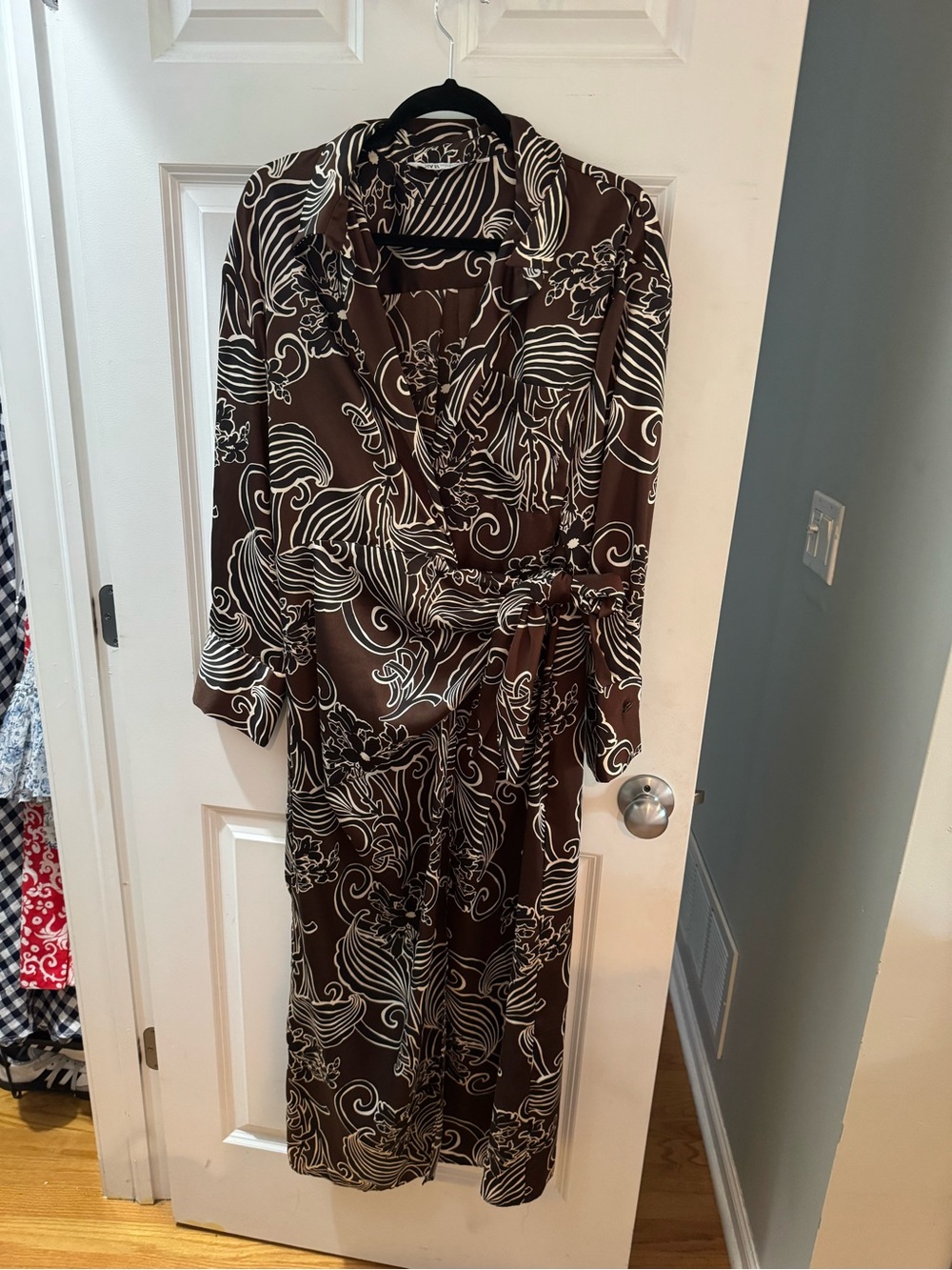 Zara Brown and Cream Floral-Striped Blouse